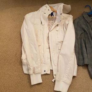 Men white jacket